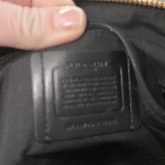 NWOT coach brown and black signature huge bag nice brand new like pretty - Picture 7 of 8